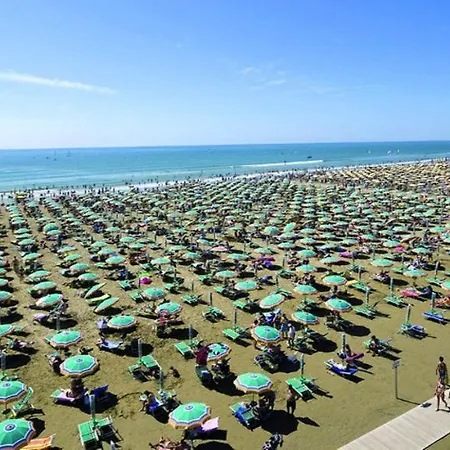 Big On The Ground Floor - Near The Beach By Beahost Apartamento *